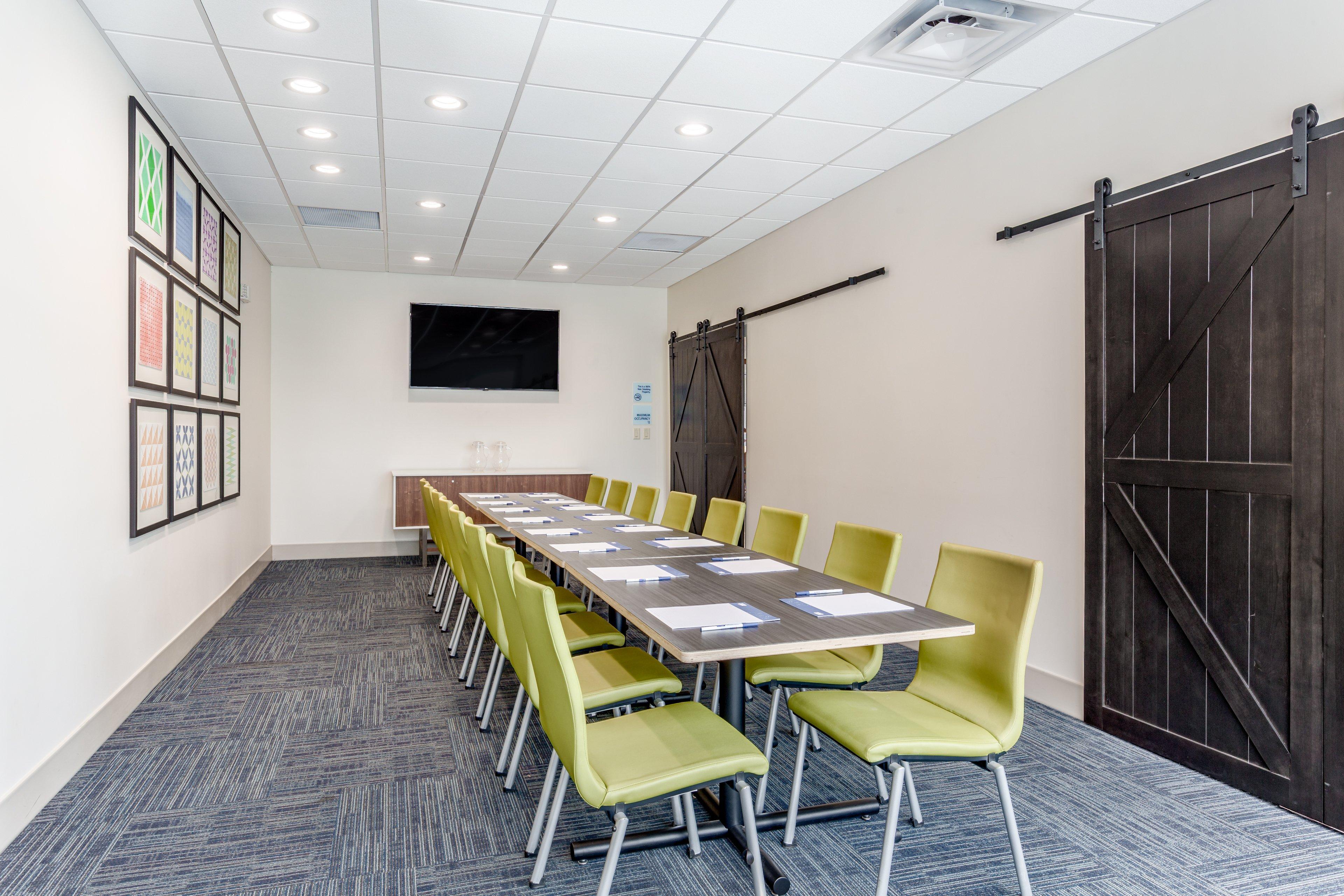Holiday Inn Express & Suites Hammond By Ihg Exterior foto